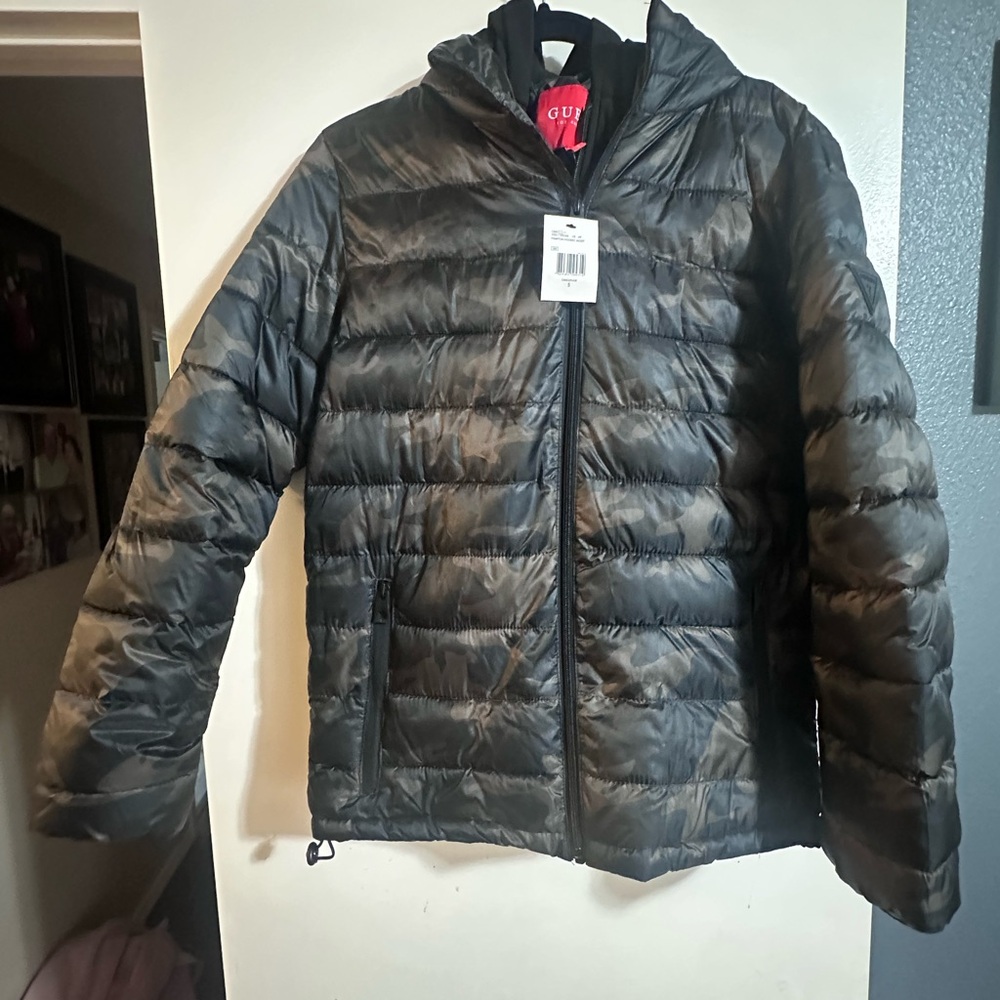GUESS‎ Mens Black & Green Camo Puffer Jacket